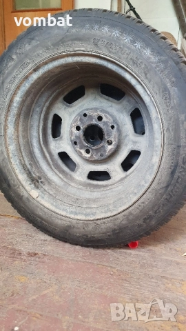 Зимни гуми с джанти R14 - 4бр., снимка 4 - Гуми и джанти - 52142932