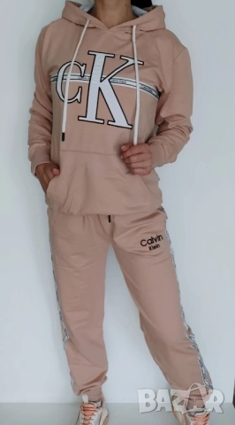 дамски екипи calvin klein jeans louis vuitton , снимка 11 - Спортни екипи - 51599779
