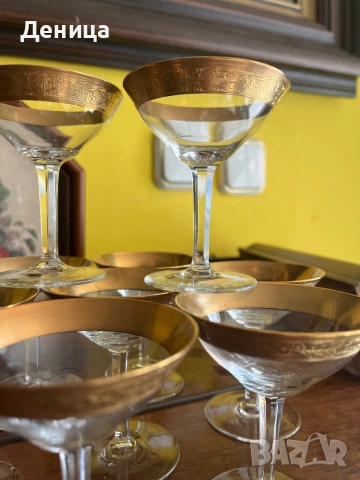 Обожавам ги 🥰 Бонбонски кристални чаши с любима форма и широк,гравиран златен кант и във вътрешност, снимка 12 - Чаши - 53742606
