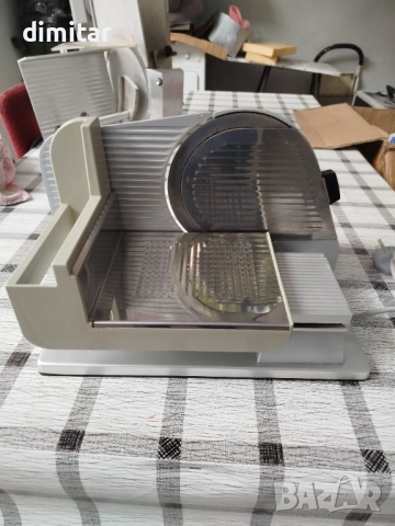 Немска слайс машина GRAEF - 130 W, снимка 11 - Кухненски роботи - 52562689