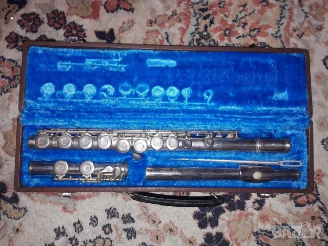 Флейта Куанг Ли