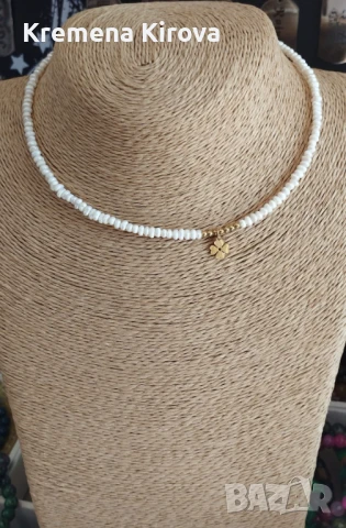 Чокър с фини перли и стомана. С четирилистна детелина за късмет. Бижута Луди гъби. Ръчна изработка., снимка 3 - Колиета, медальони, синджири - 51211446