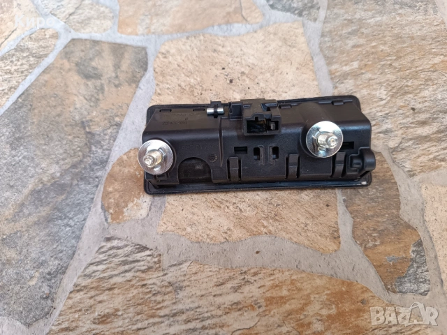 Дръжка за багажник Audi A4 B8, снимка 2 - Части - 53787316