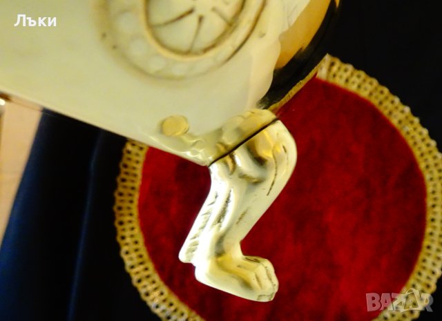 Бронзов съд с капак и лъвски лапи,кутия за бижута. , снимка 13 - Антикварни и старинни предмети - 40253250