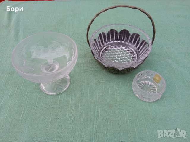 Стари стъклени купи кристал