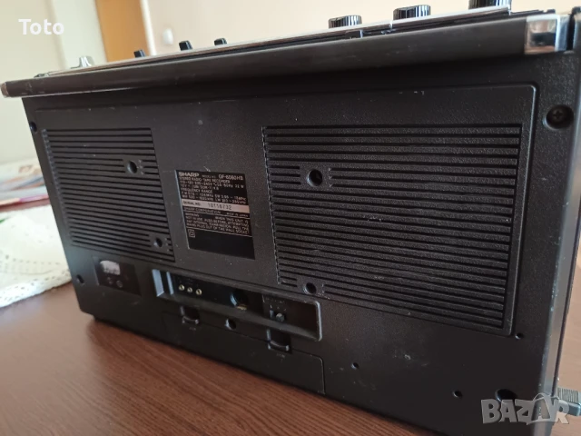 Радио касетофон SHАRP GF 6060, снимка 9 - Радиокасетофони, транзистори - 50950916