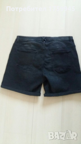 Дамски къси дънкови панталони на Esprit, снимка 2 - Къси панталони и бермуди - 36206517