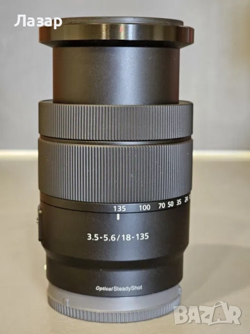 обектив Sony E 18-135mm f/3.5-5.6 OSS – състояние като нов, снимка 8 - Обективи и филтри - 52638463