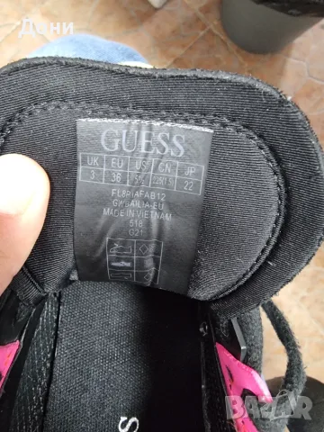 Маратонки на  Guess, снимка 2 - Маратонки - 56274417