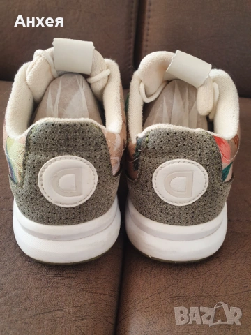 Desigual Cmoflower сникърси, снимка 2 - Маратонки - 53871464