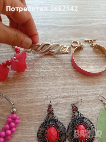 продавам дамски бижута , снимка 15 - Колиета, медальони, синджири - 51368300