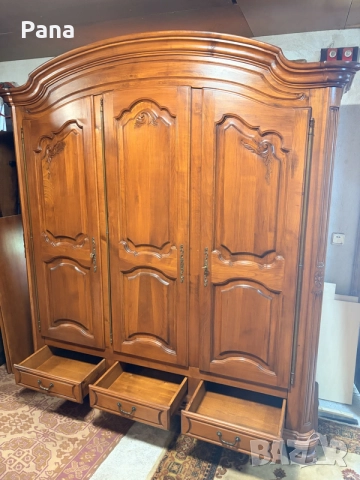 Масивен старинен гардероб , снимка 3 - Гардероби - 55984404