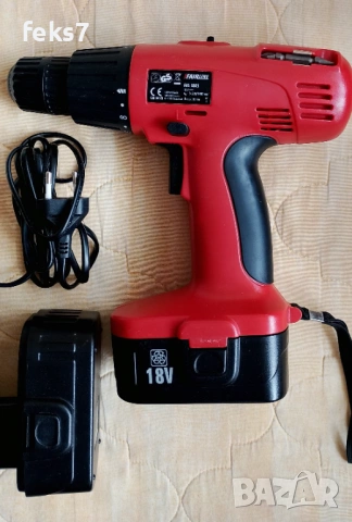 Акумулаторен винтоверт с две батерии и зарядно устройство , снимка 2 - Винтоверти - 52416985