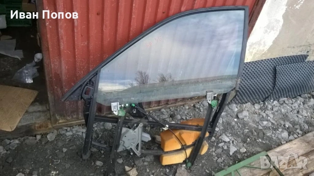 Рамка със стъкло Ауди А4 Б5