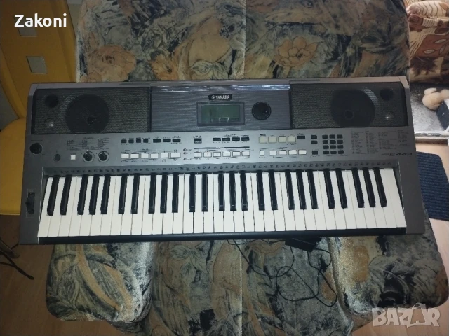 Yamaha PSR-E443