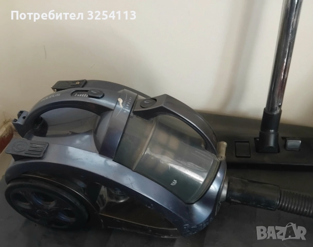 Прахосмукачка TAURUS 1600W, снимка 3 - Прахосмукачки - 52560364