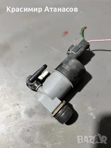 Помпичка чистачки за Рено Пежо.8200194414