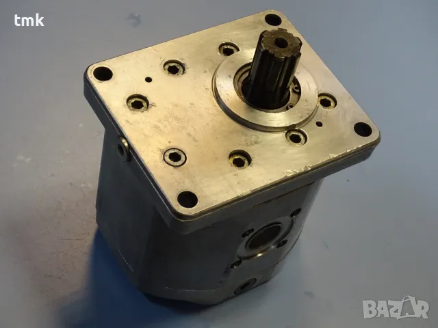 Хидромотор ORSTA 50/16 TGL 10860 hydraulic motor, снимка 7 - Резервни части за машини - 47861366