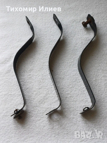 Стойки за кора под двигателя за Мерцедес 190, снимка 3 - Части - 53714364