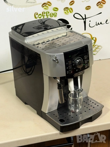 Кафемашина кафе автомат delonghi magnifica S с гаранция, снимка 3 - Кафемашини - 53265732