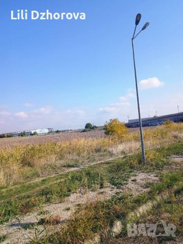 Земеделска земя в Златитрап , снимка 2 - Земеделска земя - 52113235