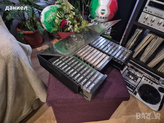 Практично пластмасово шкафче за съхранение на 36 бр. аудио касети