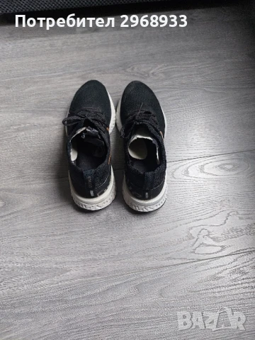 Маратонки Nike, снимка 4 - Маратонки - 50473859