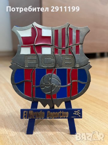 Емблема pin F.C.Barcelona, снимка 1 - Фен артикули - 39616402