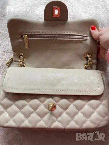 Дамски чанти, снимка 13 - Чанти - 47480975