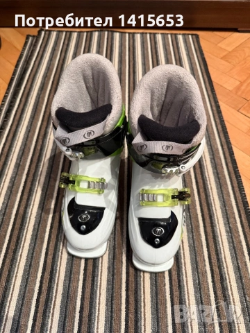Продавам детски ски обувки