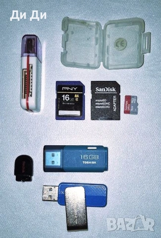 Лот флашки и SD карти с четец