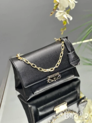 чанти michael kors , снимка 15 - Чанти - 51293846