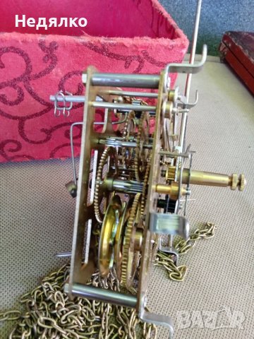 Немски механизъм за стенен часовник , снимка 4 - Антикварни и старинни предмети - 42177671
