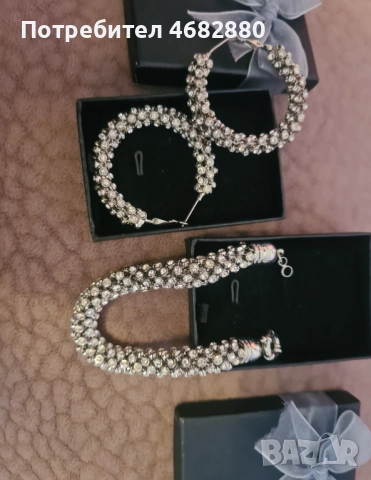 Комплект обеци и гривна, нови