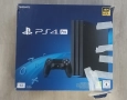 PlayStation 4 Pro с 2 контролера и 14 игри, снимка 4