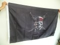 Пиратско знаме с черепи Карибски пирати абордаж кораби саби , снимка 2