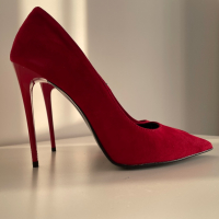 Червени обувки от естествен велур, снимка 1 - Дамски обувки на ток - 36252135