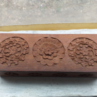 Стара дървена кутия за бижута дърворезба, снимка 1 - Антикварни и старинни предмети - 36129090