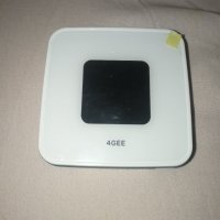 4G LTE Router Рутер бисквитка Alcatel Y855v за английския оператор EE, снимка 2 - Рутери - 41565162