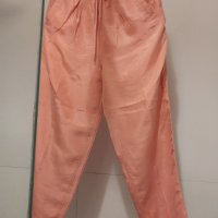 Копринен панталон с подплата. Размер S-M, снимка 5 - Панталони - 41486548