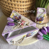 Триъгълна кутия-Пролетни минзухари!, снимка 6 - Декорация за дома - 44766604