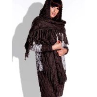 Мек плетен тъмнокафяв шал с качулка и ресни Fobya, снимка 1 - Шалове - 42164689