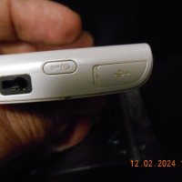 Sony Ericsson Xperia X8 E15i - vintage 2010, снимка 4 - Sony Ericsson - 44438782