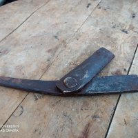 Стара Кована ножица тип гилотина, снимка 1 - Антикварни и старинни предмети - 34362055