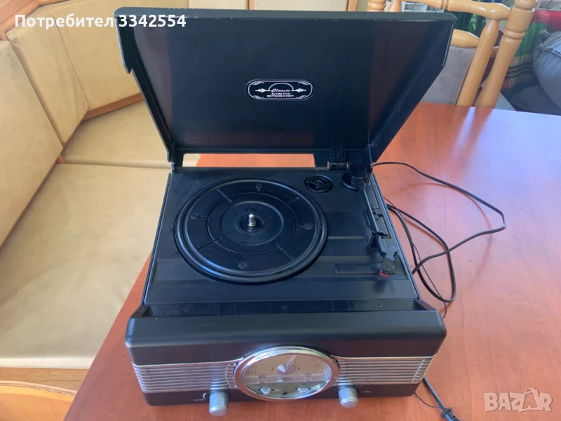 РАДИОГРАМОФОН РЕТРО ГРАМОФОН РАБОТИ, снимка 1