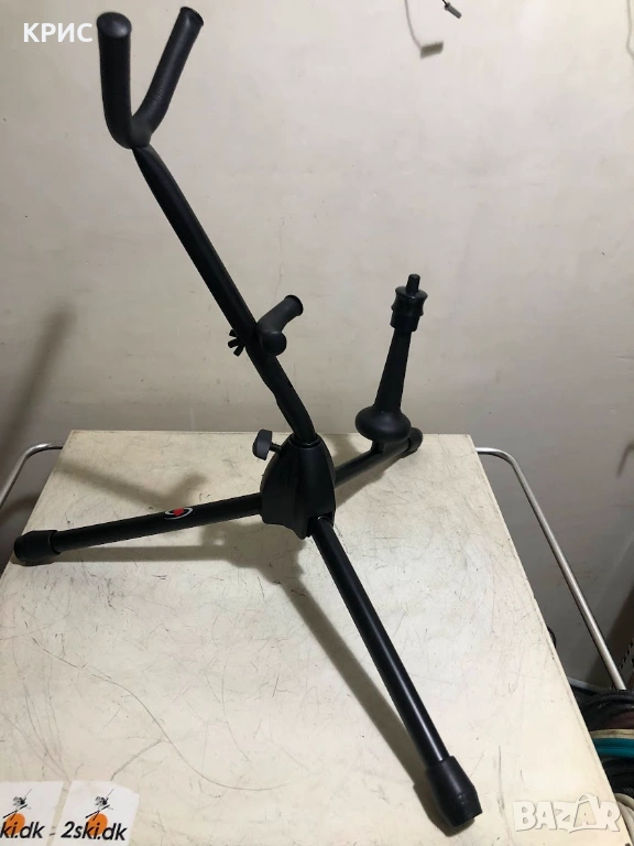 Сценична стойка за саксофон SUPRA, снимка 1