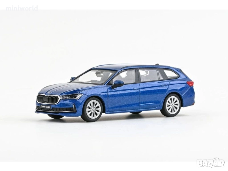 Skoda Superb IV Combi 2023 - мащаб 1:43 на Abrex моделът е нов в PVC дисплей-кейс, снимка 1