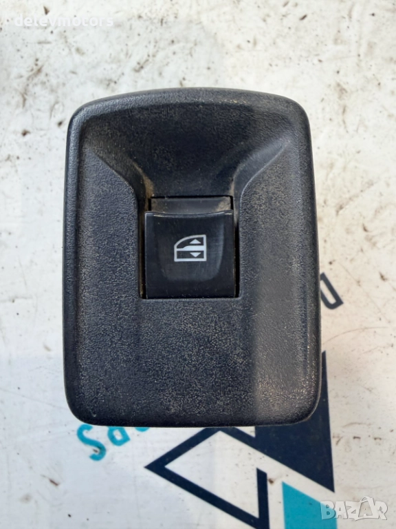 Копче за ел. стъкла от Dacia Dokker 1.6i, 109 ph., 5sp., 15 000 km, 2021, euro 6D, engine H4M740, снимка 1