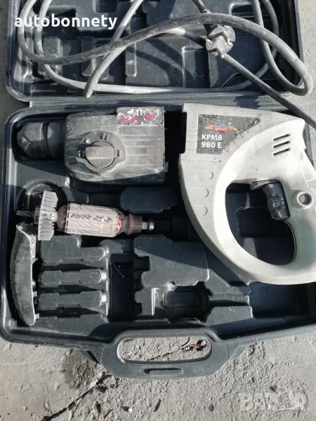 Перфоратор 980W работещ с повреден пиньон на мотора , за Части или за Ремонт , снимка 1