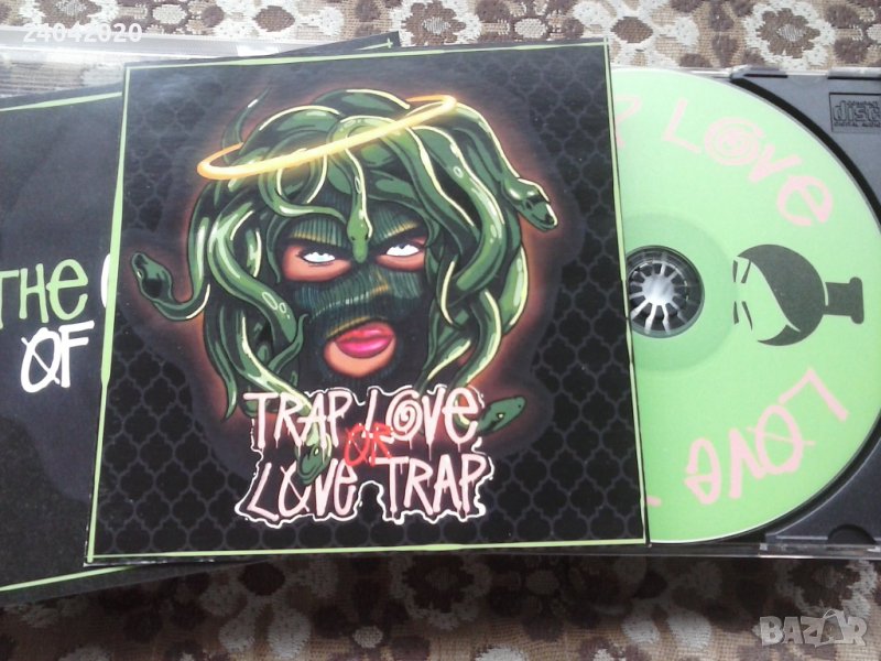 LORA - Trap Love or Love Trap оригинален диск, снимка 1